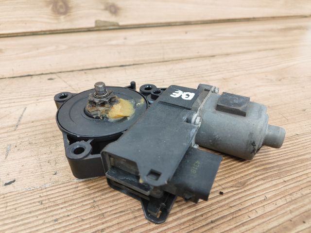 bontott KIA MAGENTIS Bal első Ablakemelő Motor