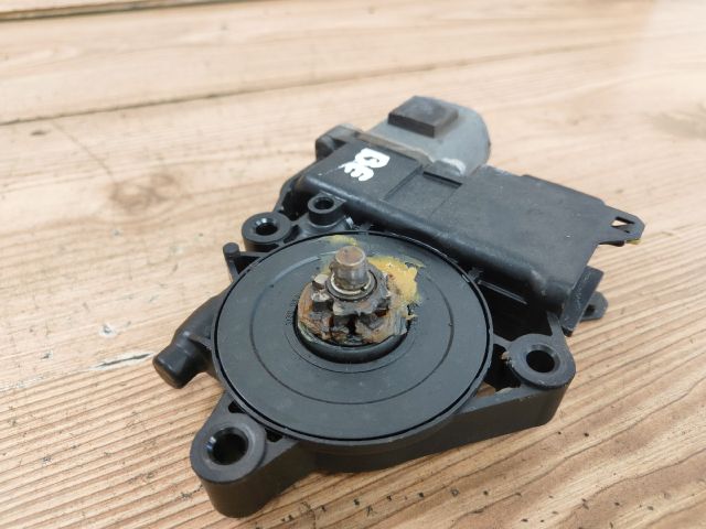 bontott KIA MAGENTIS Bal első Ablakemelő Motor