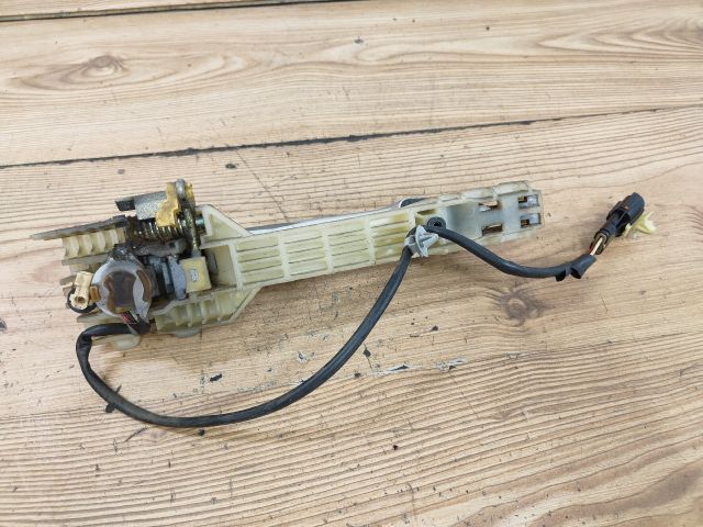 bontott KIA MAGENTIS Bal első Külső Kilincs