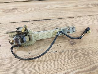 bontott KIA MAGENTIS Bal első Külső Kilincs