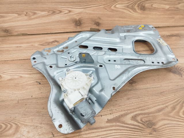 bontott KIA MAGENTIS Bal hátsó Ablakemelő Szerkezet (Elektromos)