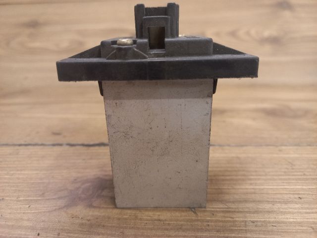 bontott KIA MAGENTIS Előtét Ellenállás Fűtőmotor