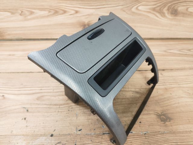 bontott KIA MAGENTIS Első Tároló Rekesz