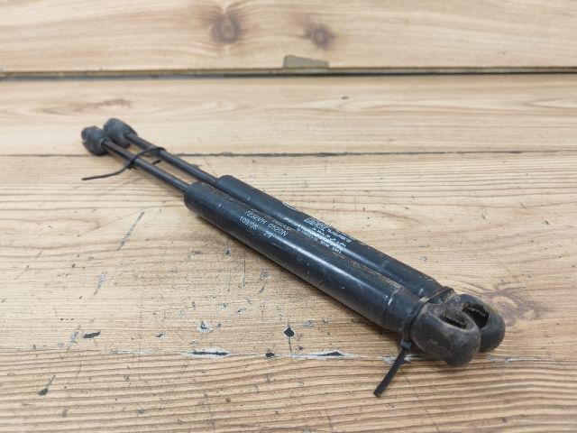 bontott KIA MAGENTIS Gázrugós Kitámasztó Teleszkóp Pár Csomagtérajtó