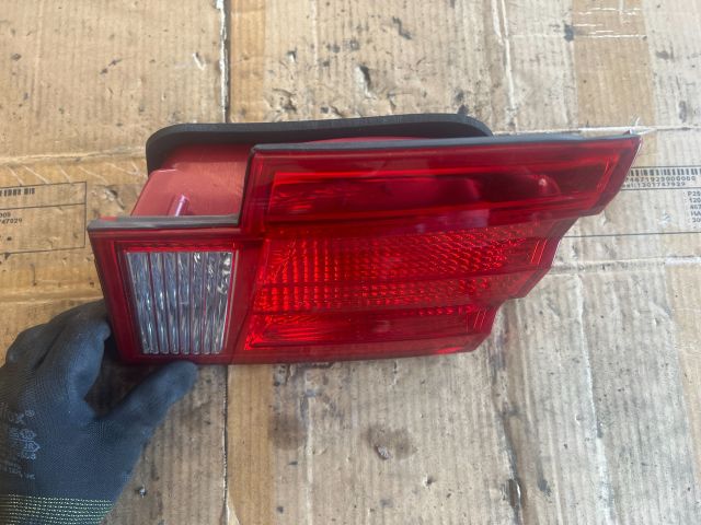 bontott KIA MAGENTIS Jobb Belső Hátsó Lámpa