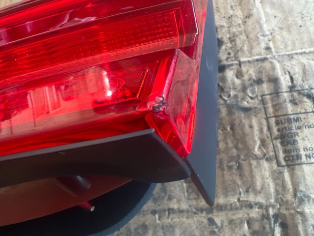 bontott KIA MAGENTIS Jobb Belső Hátsó Lámpa