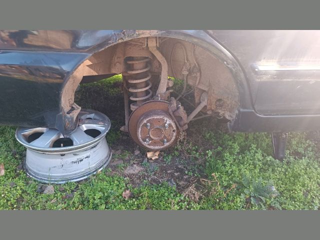 bontott KIA MAGENTIS Jobb C Oszlop Burkolat