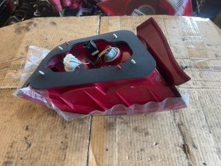 bontott KIA MAGENTIS Jobb Hátsó Lámpa