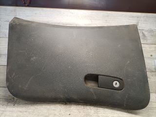 bontott KIA MAGENTIS Kesztyűtartó