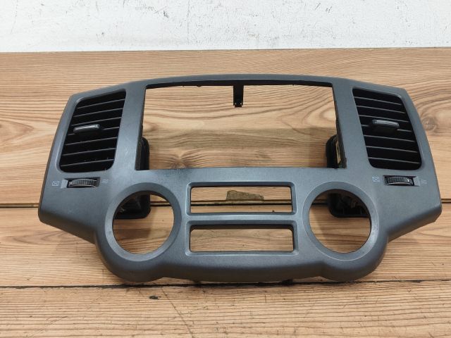 bontott KIA MAGENTIS Középkonzol Keret