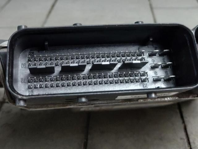 bontott KIA NIRO Motorvezérlő