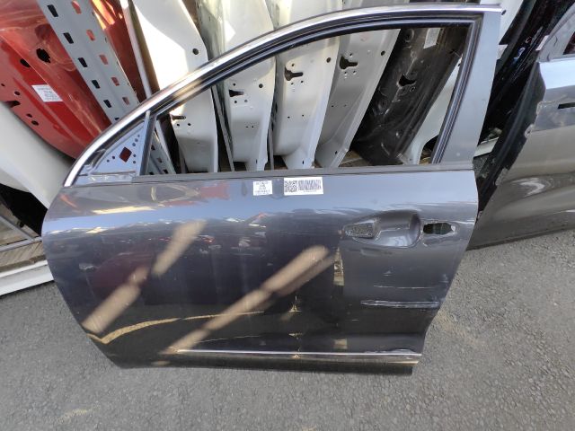 bontott KIA NIRO Bal első Ajtó (Üres lemez)