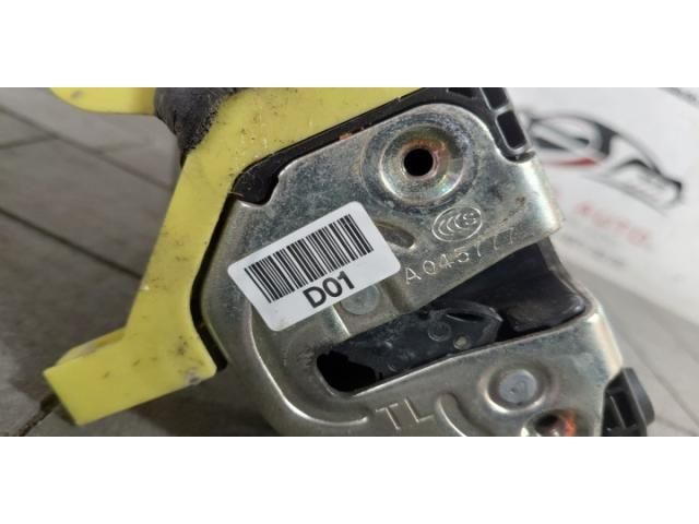 bontott KIA NIRO Bal első Ajtózár