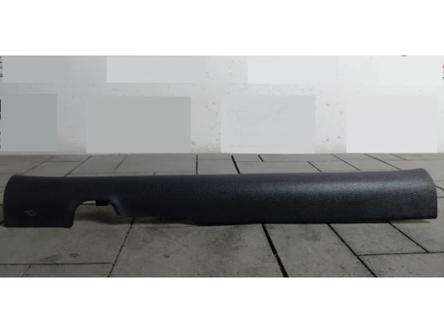 bontott KIA NIRO Bal első Belső Küszöb Burkolat