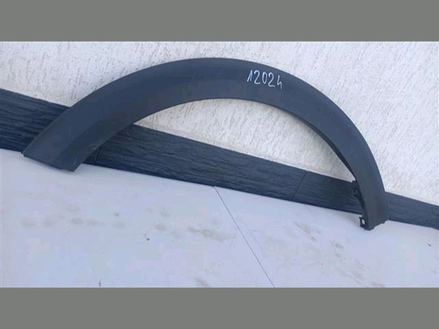 bontott KIA NIRO Bal első Sárvédő Díszléc