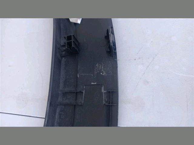 bontott KIA NIRO Bal első Sárvédő Díszléc