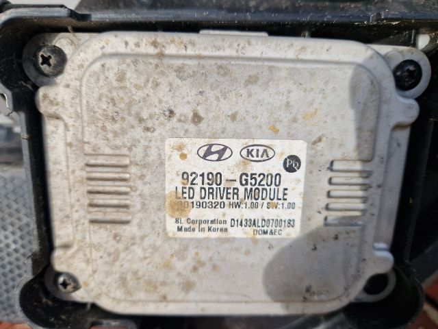 bontott KIA NIRO Bal Fényszóró