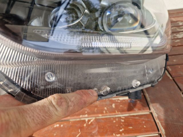 bontott KIA NIRO Bal Fényszóró