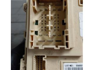 bontott KIA NIRO Biztosítéktábla Csomagtér