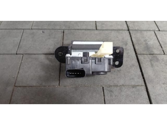 bontott KIA NIRO Csomagtérajtó Zárszerkezet