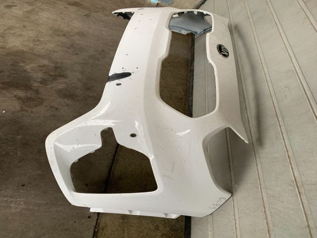 bontott KIA NIRO Első Lökhárító (Üresen)