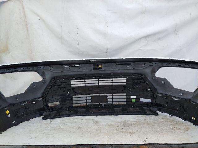 bontott KIA NIRO Első Lökhárító (Üresen)