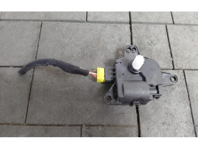 bontott KIA NIRO Fűtés Állító Motor