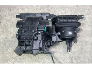 bontott KIA NIRO Fűtőmotor (Klímás)