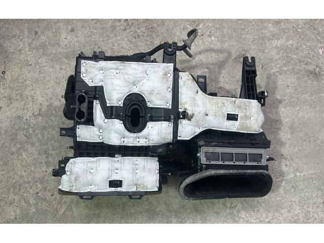 bontott KIA NIRO Fűtőmotor (Klímás)