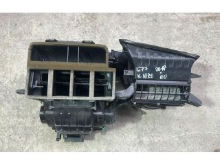 bontott KIA NIRO Fűtőmotor (Klímás)