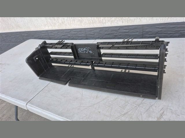 bontott KIA NIRO Hűtőrács