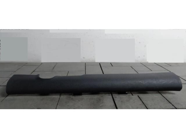 bontott KIA NIRO Jobb első Belső Küszöb Burkolat