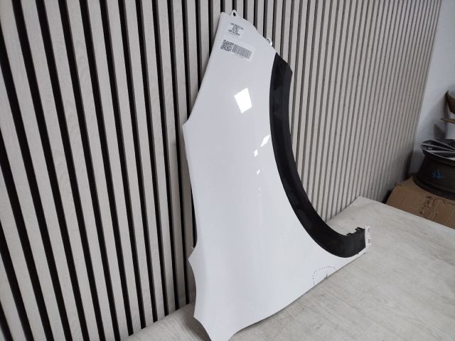 bontott KIA NIRO Jobb első Sárvédő