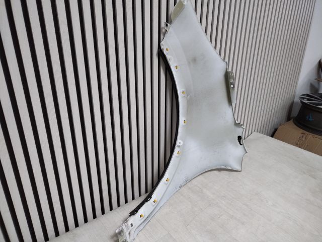 bontott KIA NIRO Jobb első Sárvédő