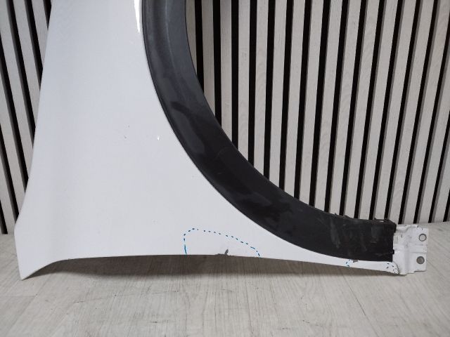 bontott KIA NIRO Jobb első Sárvédő