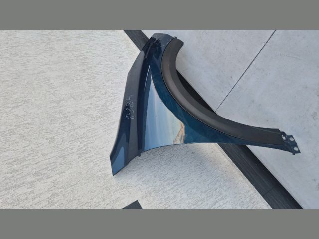 bontott KIA NIRO Jobb első Sárvédő