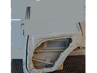 bontott KIA NIRO Jobb hátsó Ajtó (Üres lemez)