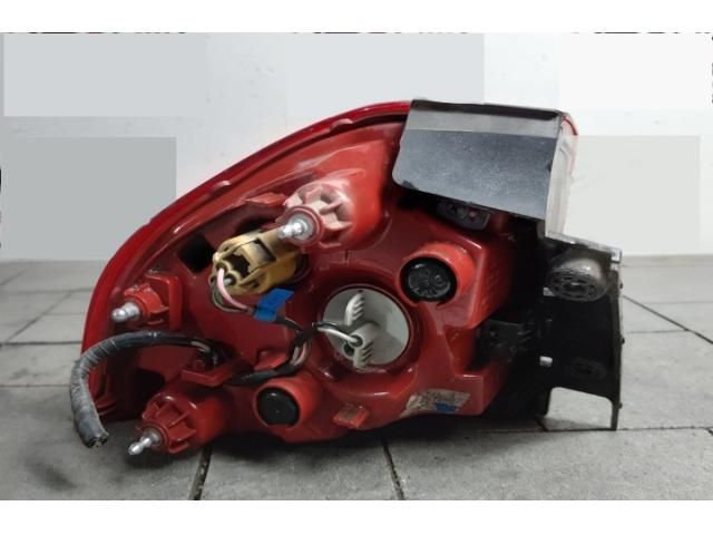 bontott KIA NIRO Jobb Külső Hátsó Lámpa