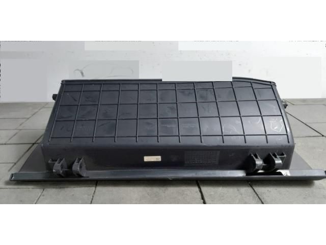 bontott KIA NIRO Kesztyűtartó