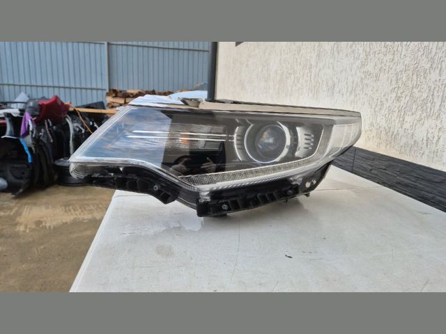 bontott KIA OPTIMA Bal Ledes Fényszóró