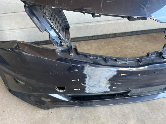 bontott KIA OPTIMA Első Lökhárító (Üresen)