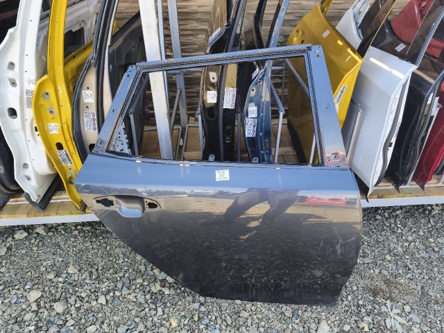 bontott KIA OPTIMA Jobb hátsó Ajtó (Üres lemez)