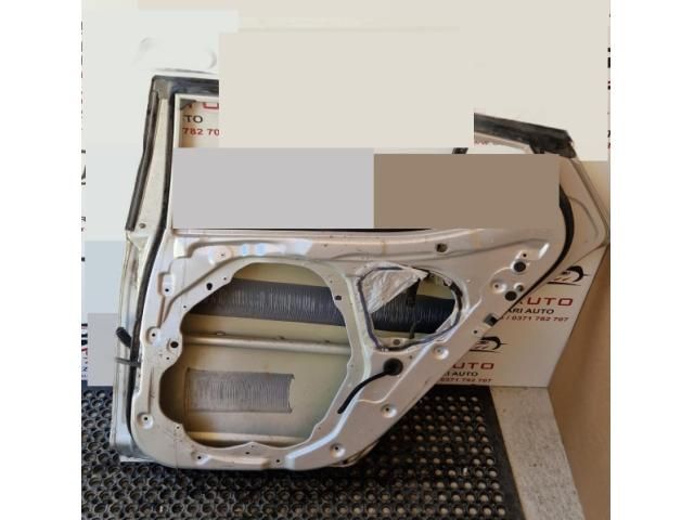 bontott KIA OPTIMA Jobb hátsó Ajtó (Üres lemez)