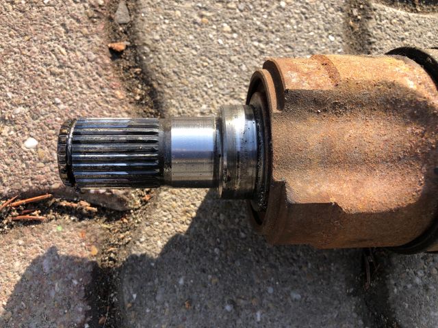 bontott KIA PICANTO Bal Féltengely