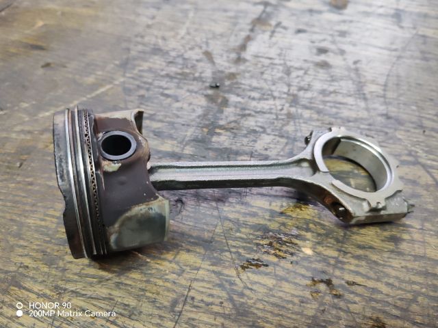 bontott KIA PICANTO Dugattyú és Hajtókar