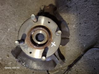 bontott KIA PICANTO Jobb első Csonkállvány Kerékaggyal