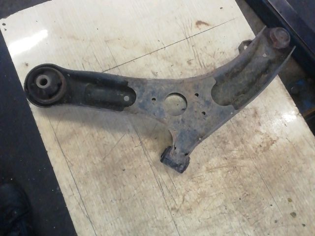 bontott KIA PICANTO Jobb első Lengőkar