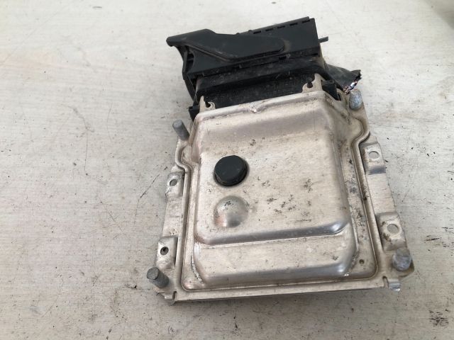 bontott KIA PICANTO Motorvezérlő