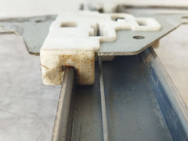 bontott KIA PICANTO Bal első Ablakemelő Szerkezet (Elektromos)