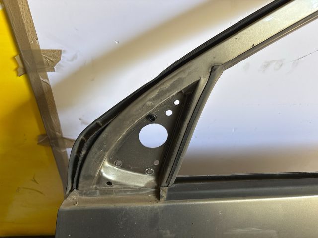 bontott KIA PICANTO Bal első Ajtó (Üres lemez)